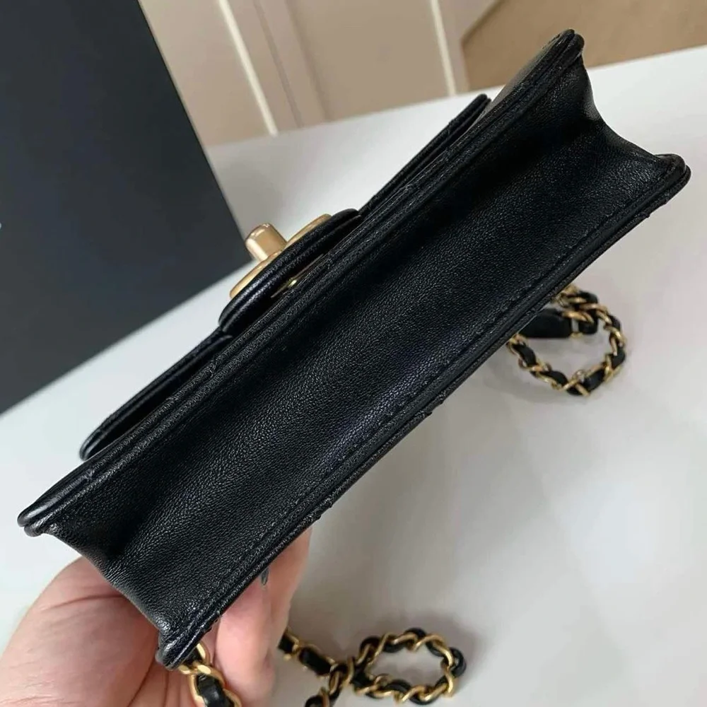 🎀 Chanel Flap Bag Vertical Acrylic Beads Clutch with Gold Chain - Picture 8 of 8